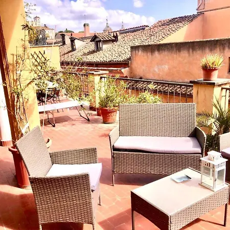 Private Terrace Penthouse With Elevator Piazza Spagna * Rom